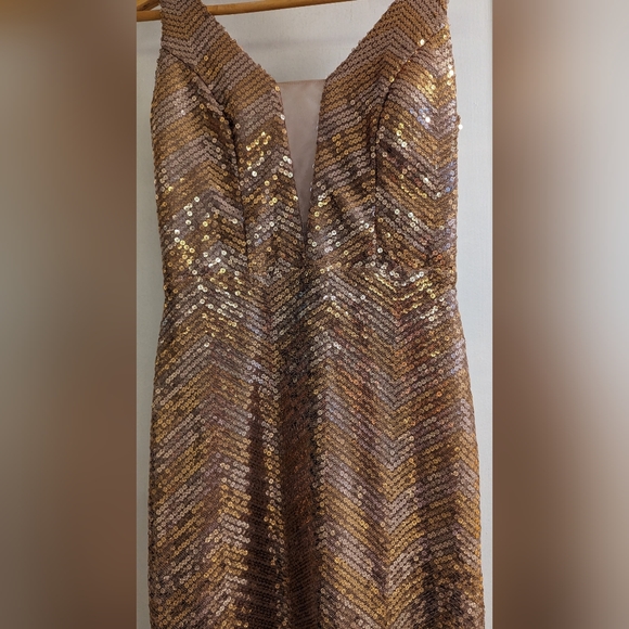 City Studio sequin gown - Picture 1 of 6